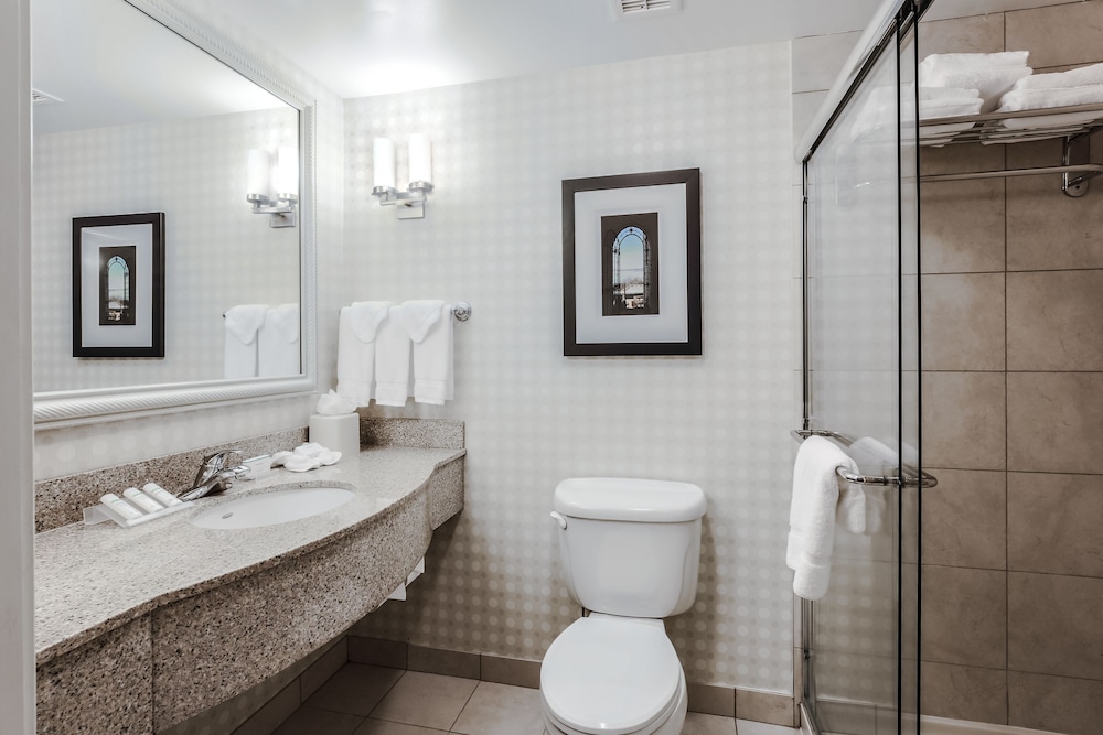 Hilton Garden Inn Melville 11/69