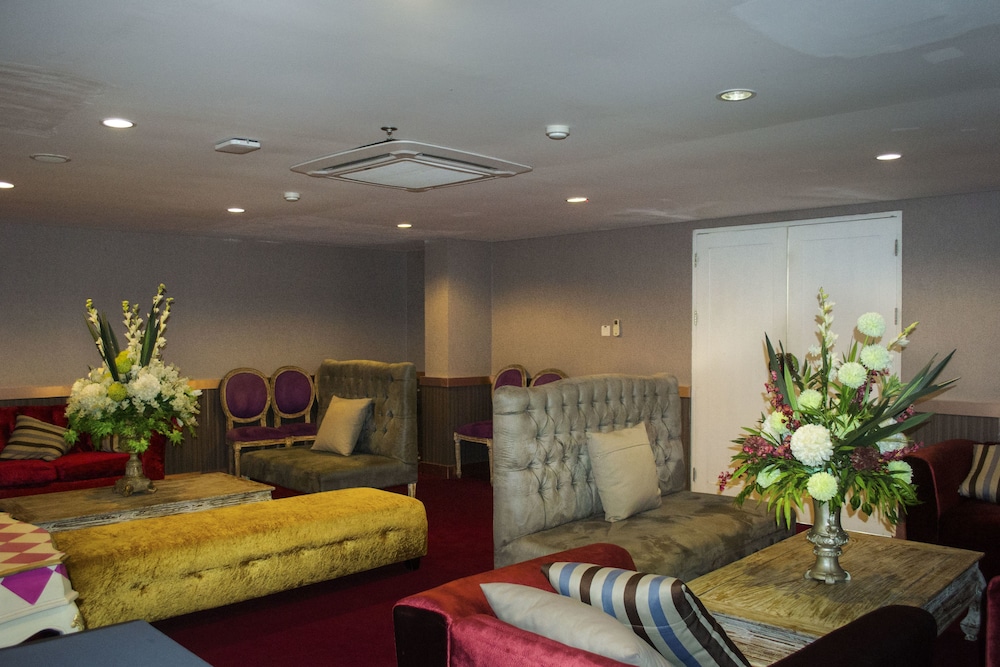 The Vasini Hotel 13/25