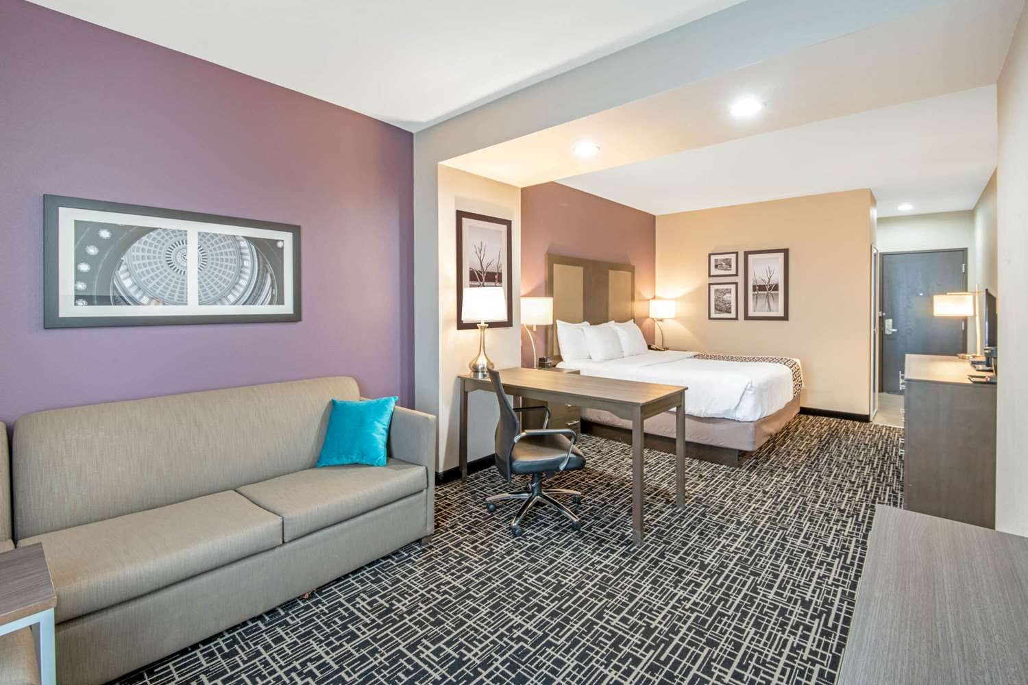 La Quinta Inn & Suites by Wyndham Weatherford OK 18/47