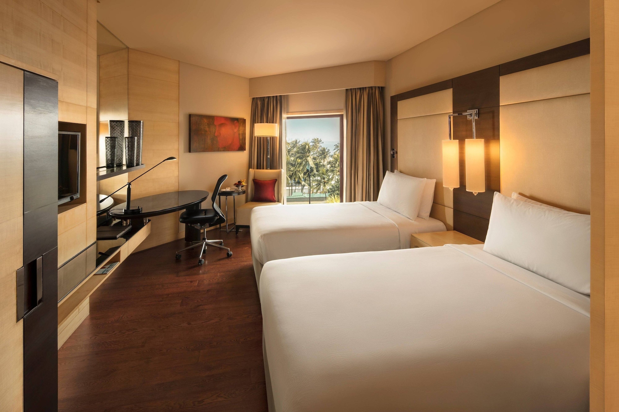 ROOM, TWIN BEDS, CITY VIEW