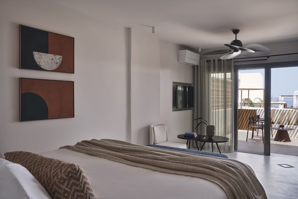 Supreme, Suite, King Bed