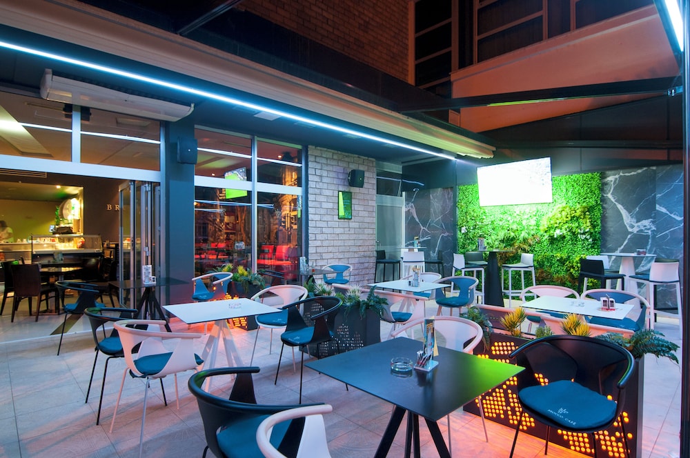 Hotel Brotnjo 56/67