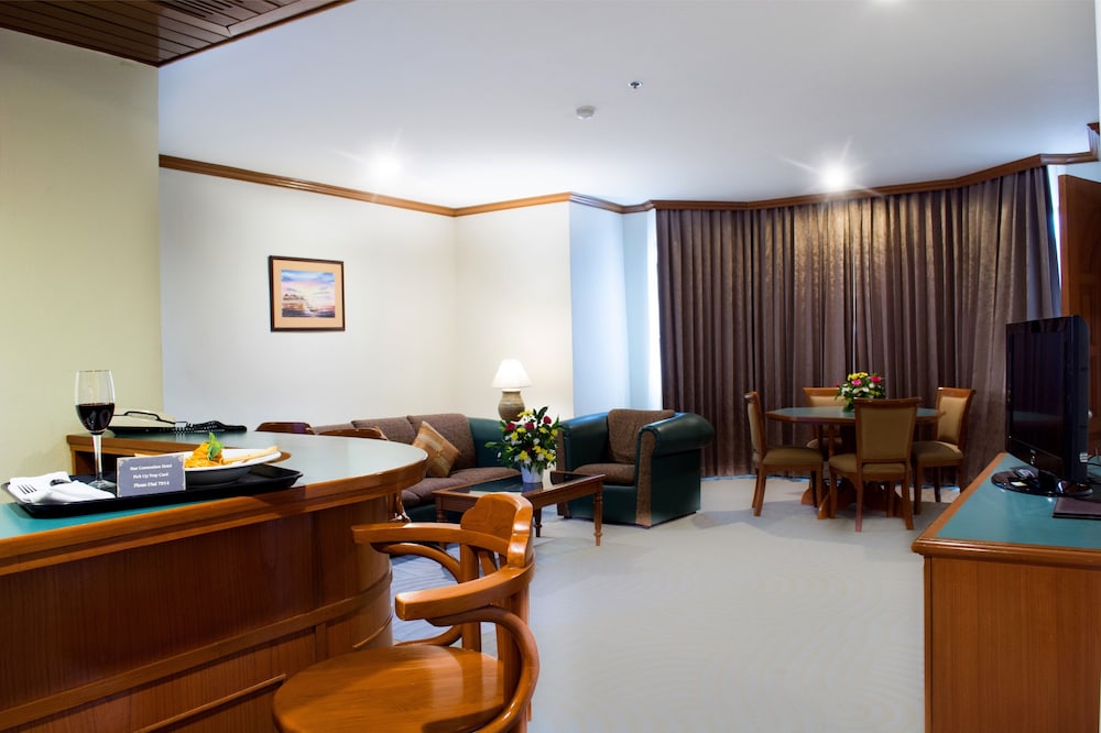Star Convention Hotel 52/63