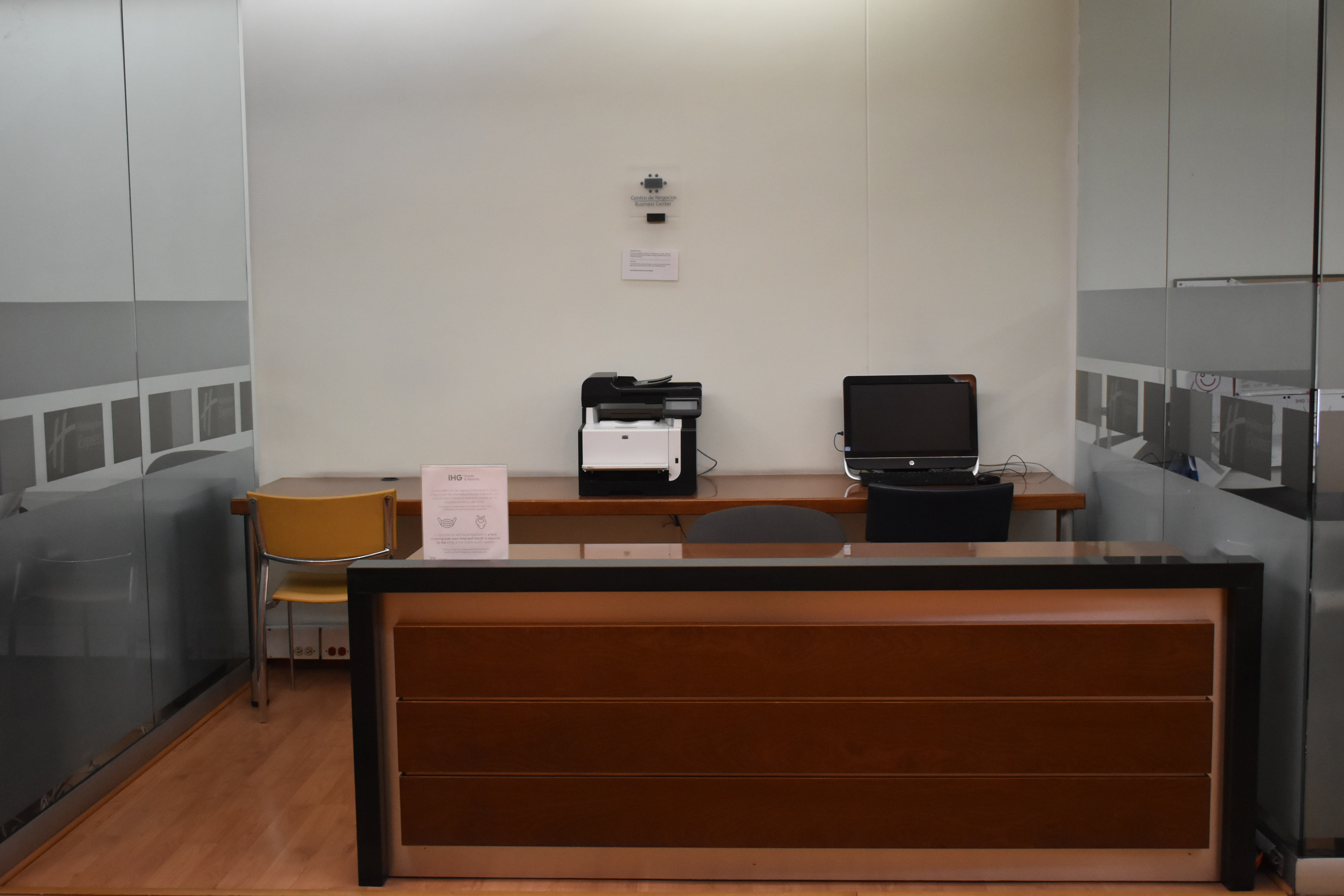 HOLIDAY INN EXPRESS MEDELLIN 64/65