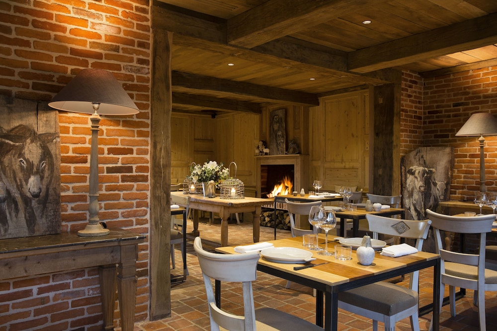 Auberge De La Source 56/69