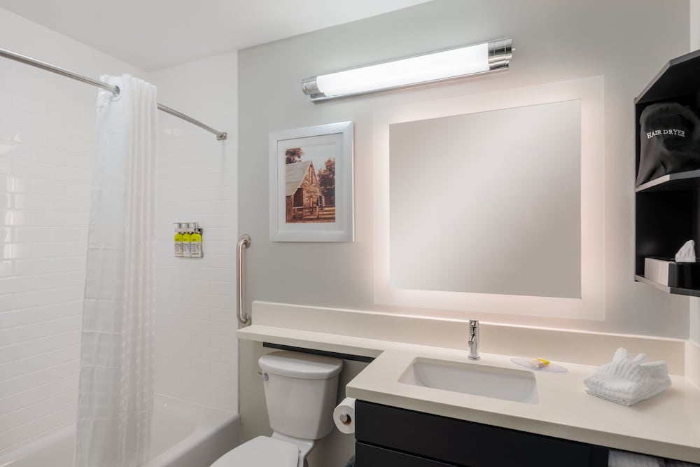 Candlewood Suites Cookeville 19/53