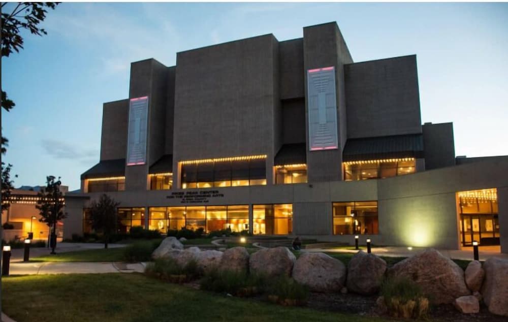 Extended Stay America Premier Suites - Colorado Springs - South 1/33