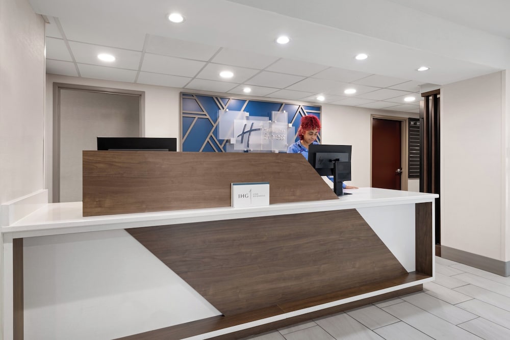 Holiday Inn Exp Winston Salem 6/48