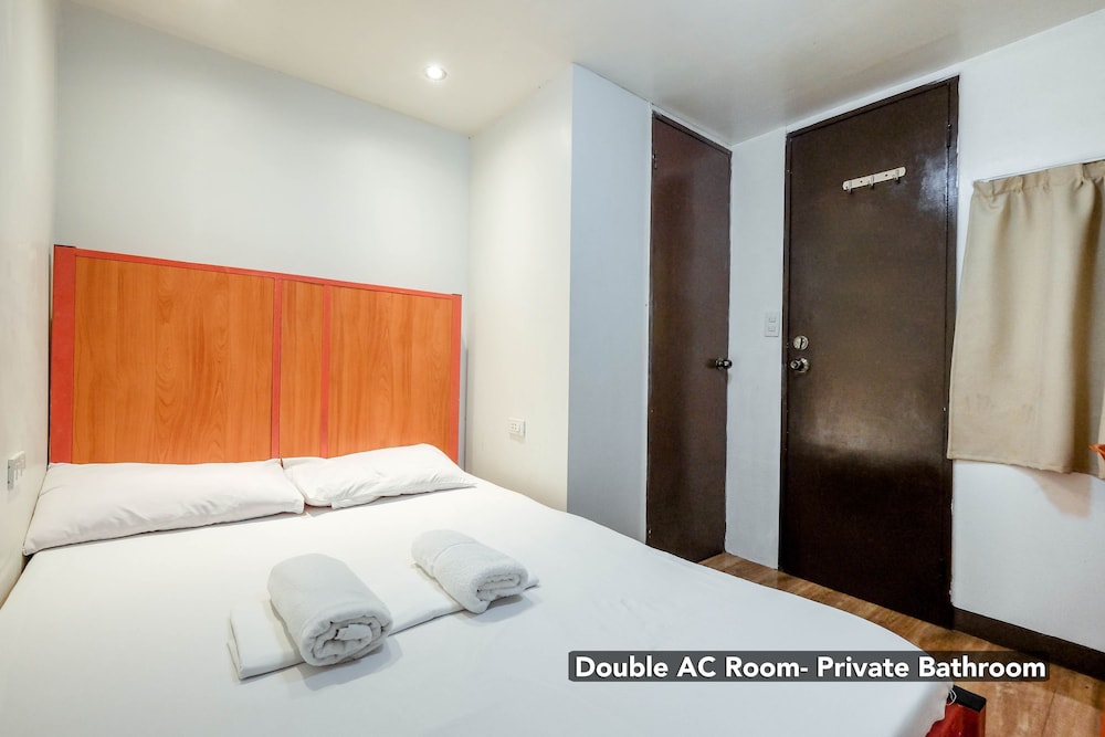 Stay Malate Hostel 8/59