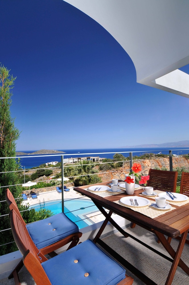 Elounda Living Residences by GHH 14/34