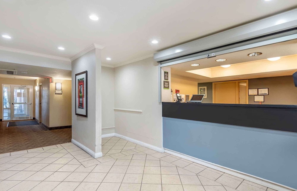 Extended Stay America - Chicago - Westmont - Oak Brook 2/44