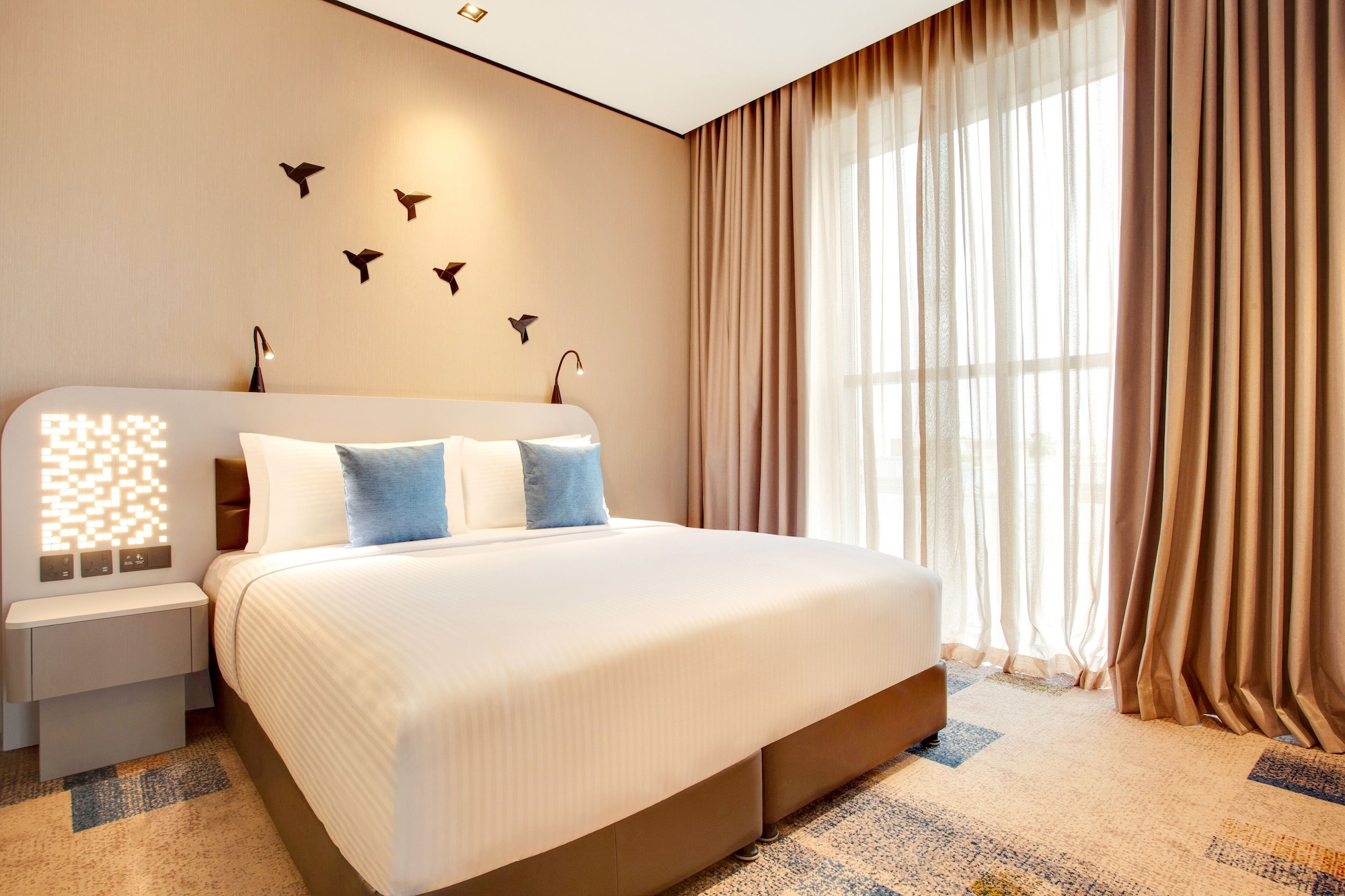 ONE BEDROOM SUITE