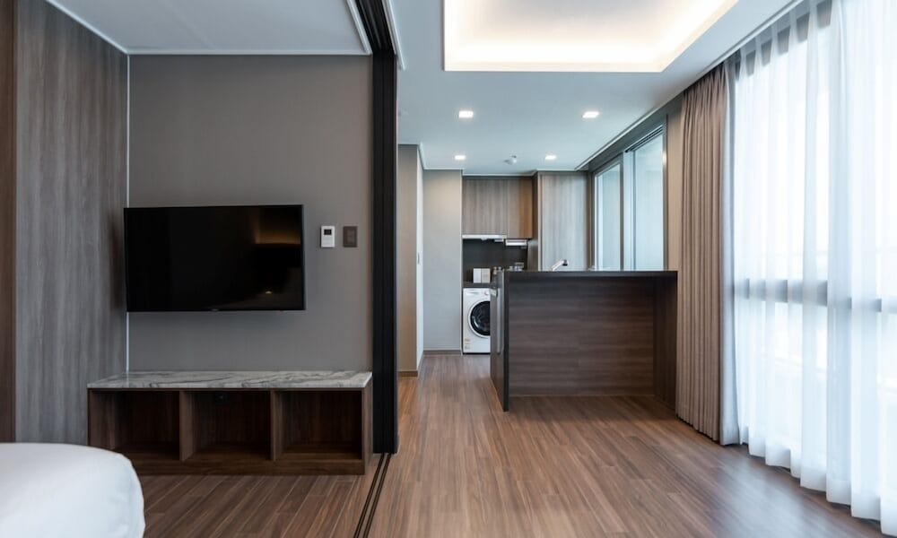 Cotice Ambassador Haeundae 6/48