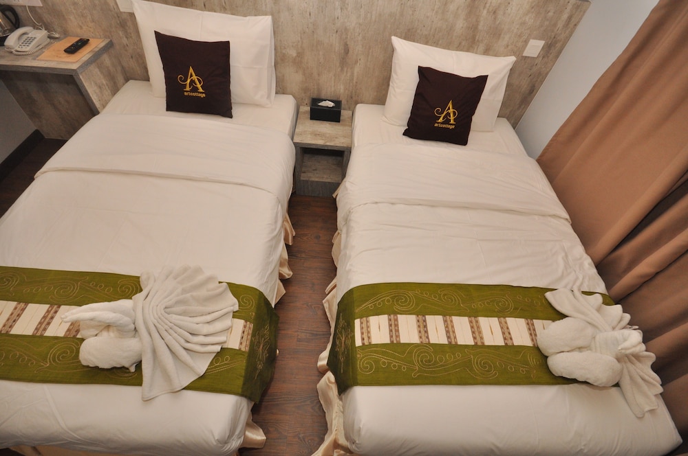 Art Cottage Boutique Hotel 42/64