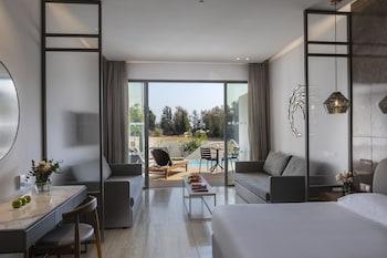 IONIAN, SUPERIOR, SUITE, POOL VIEW, POOL ACCESS