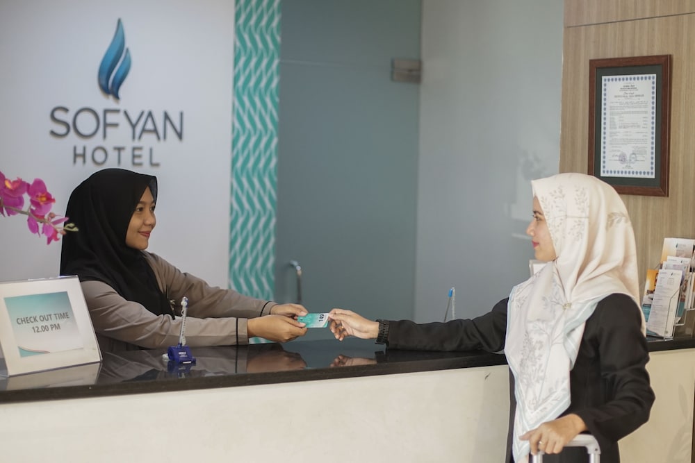 Sofyan Hotel Soepomo 16/32