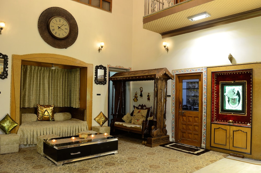 Ambay Villa 39/50