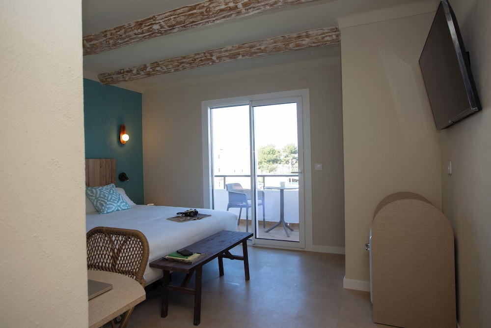 Hotel Bahia Playa 11/50