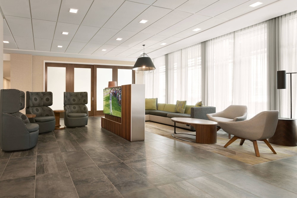 Courtyard By Marriott St Paul Woodbury 28/45