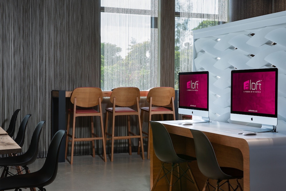 Aloft Miami Aventura 37/46