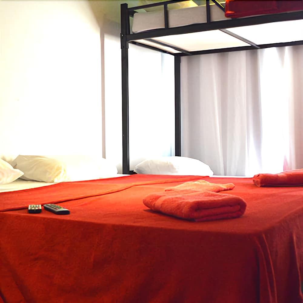 Arena Maracana Hostel 12/40