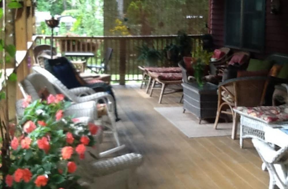 Eastgate Inn B&B 18/20