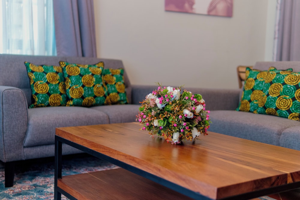 Kinga Home Suites 39/67
