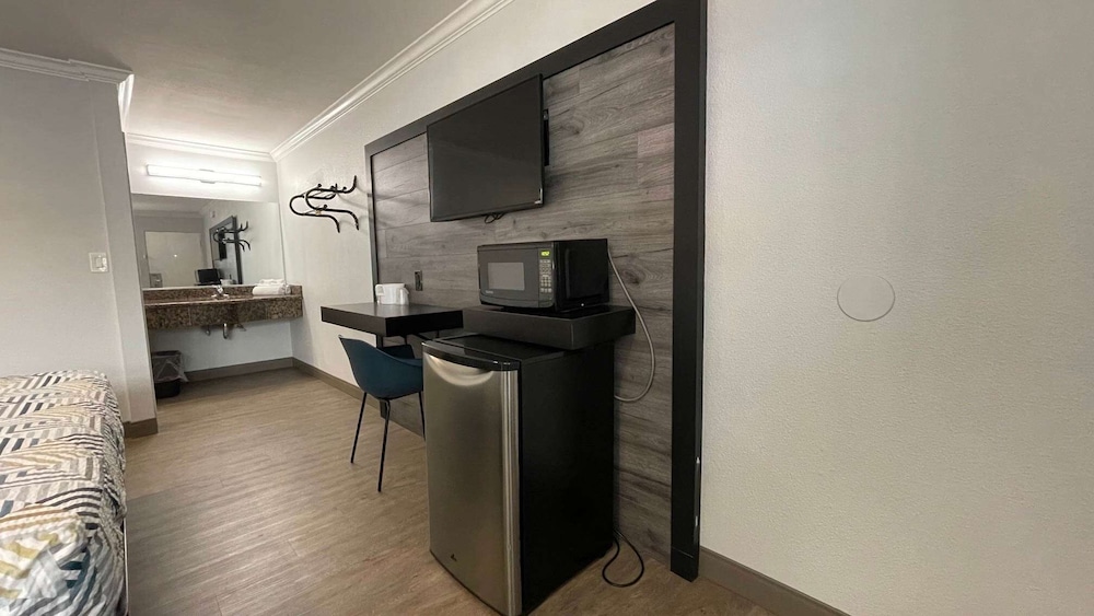 Motel6 Pico Rivera, CA - Los Angeles 38/60