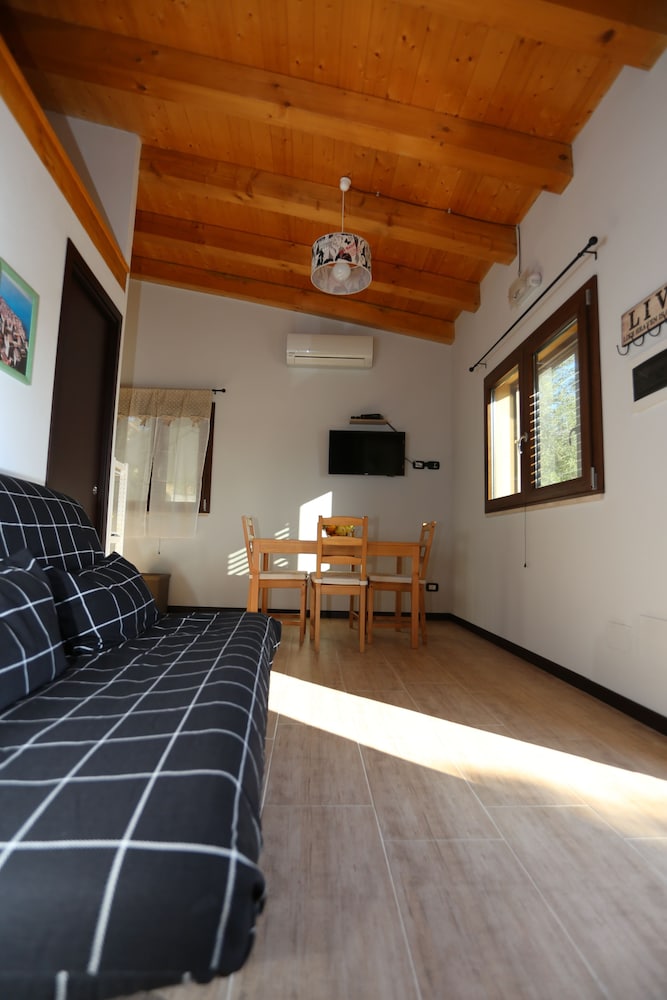 DELUXE, APARTMENT, PARK VIEW