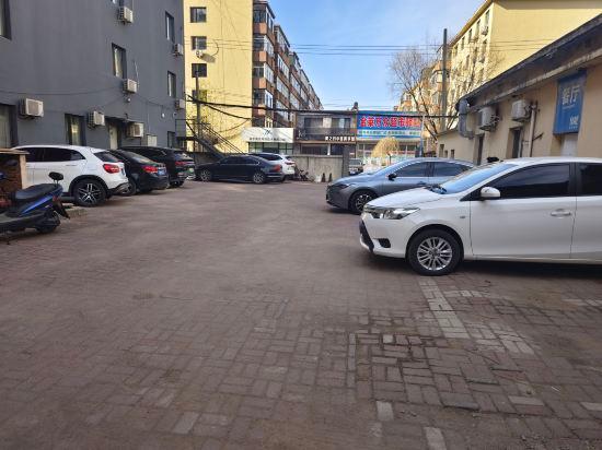 Hanting Hotel (Kaiyuan Jiefang Road) 12/13
