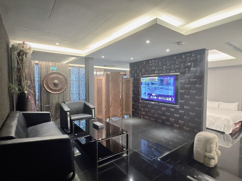 Orient Luxury Villa Motel 29/37