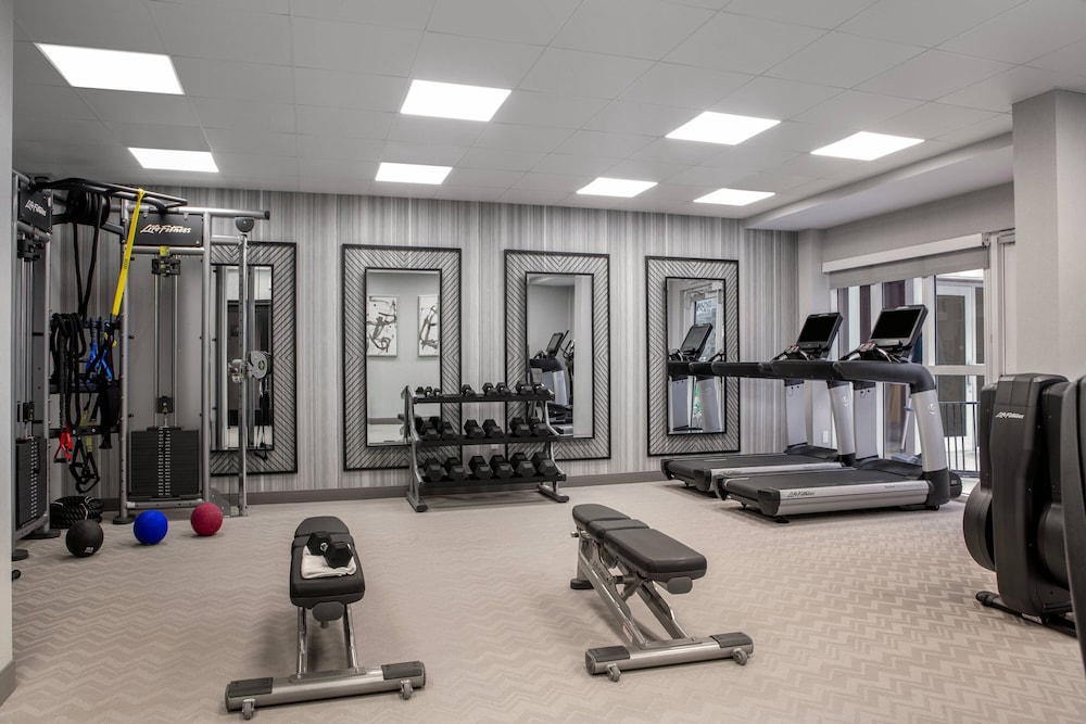 Courtyard By Marriott Miami Aventura Mall 21/50