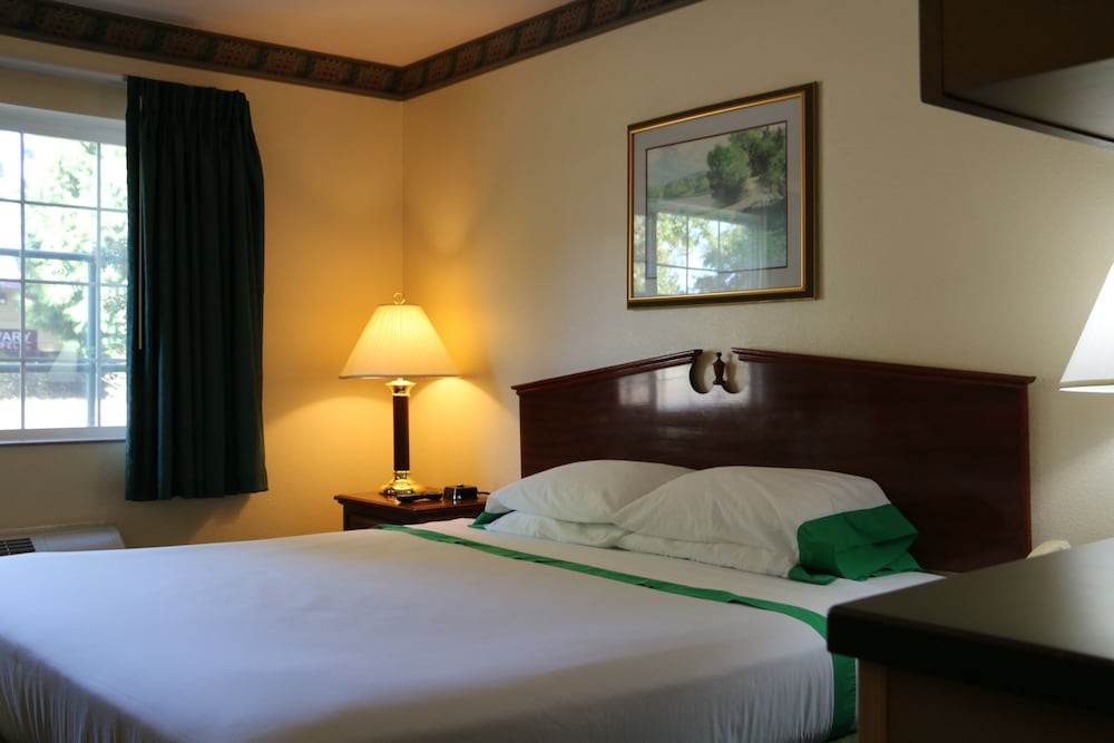 Guesthouse Kelso Longview 12/39