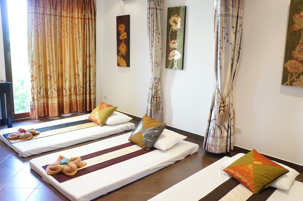 Tropicana Beach Villa At Vip Resort 8/50