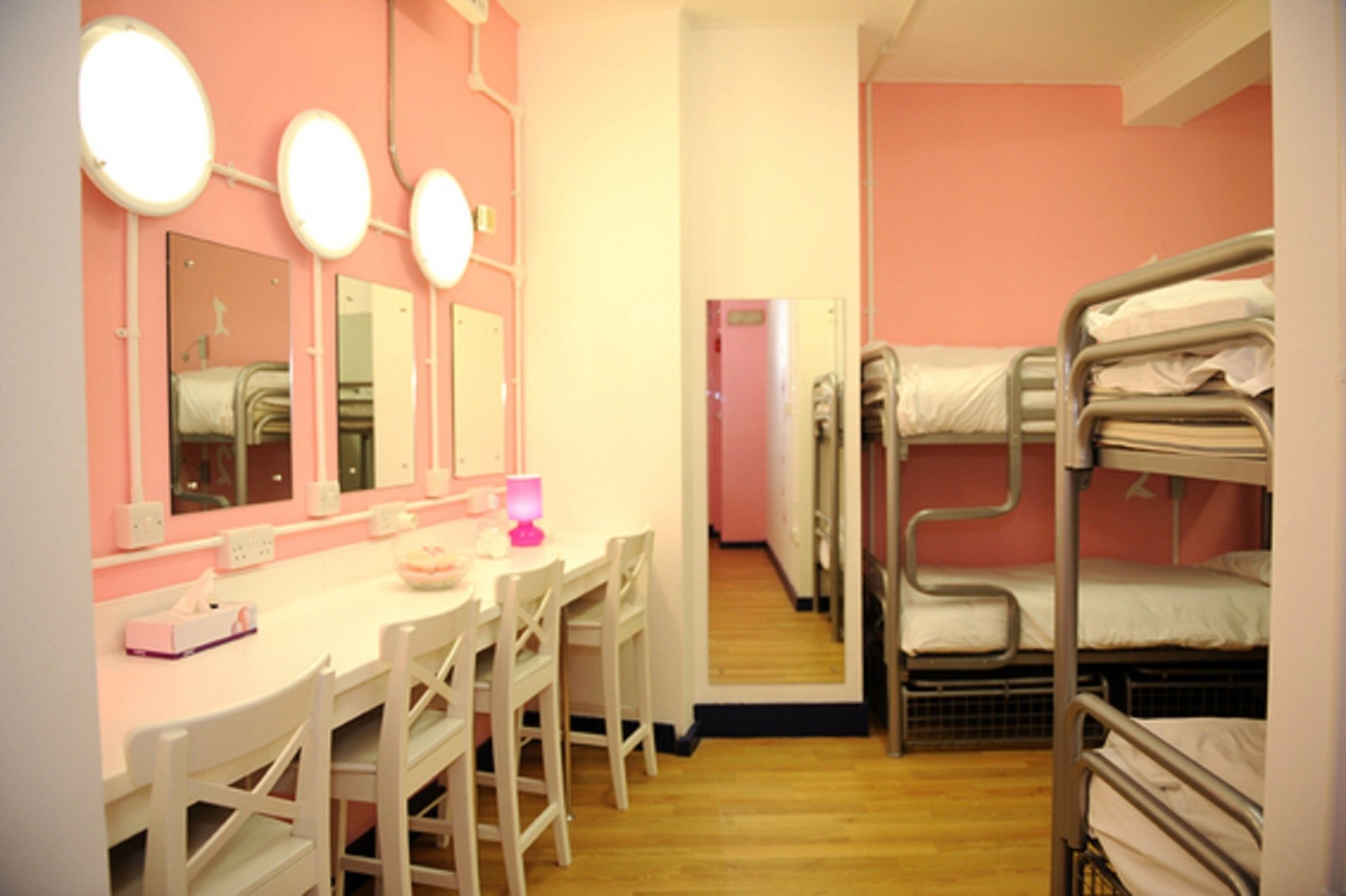 Restaurant-cafeteria