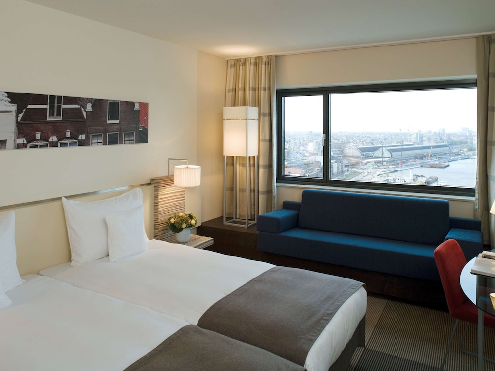 Movenpick Amsterdam City Centre 18/75