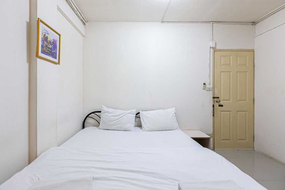 Freesia Saladaeng Silom Apartment 14/36
