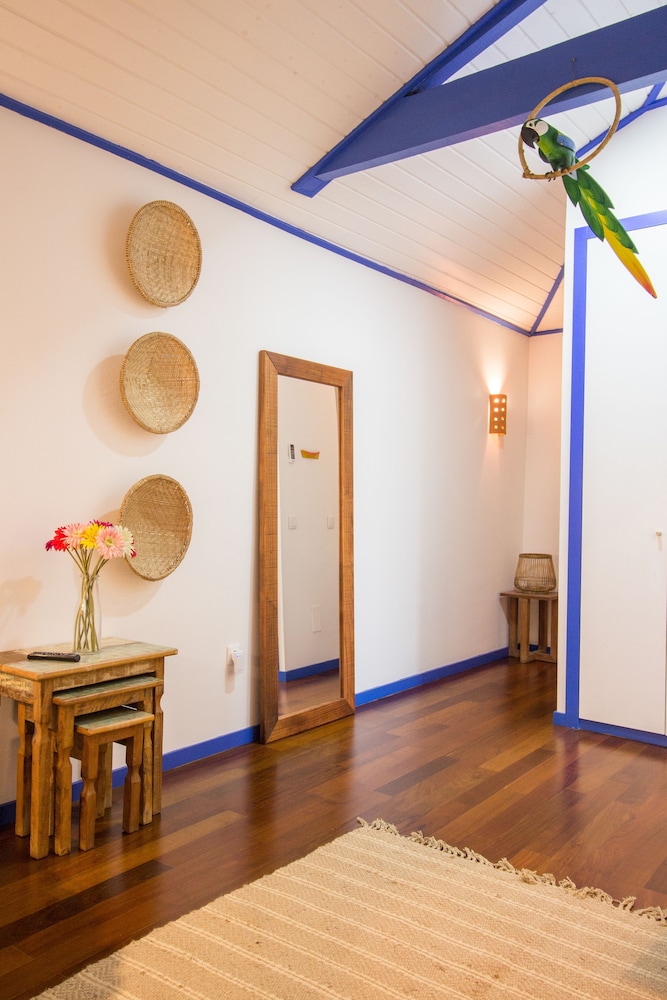 MIRAGAIA HOUSE 7/59