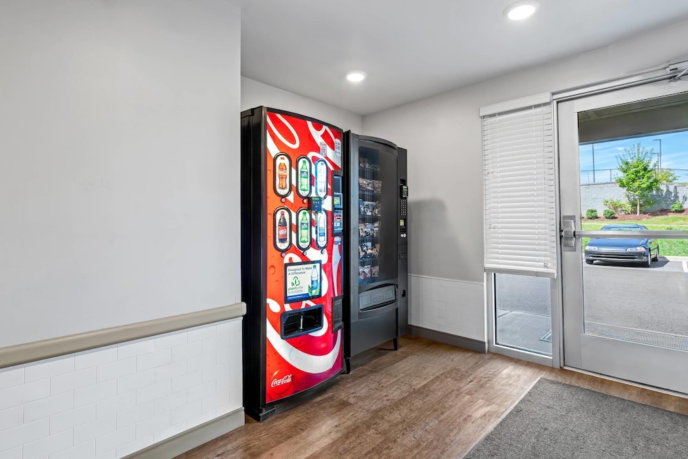 WoodSpring Suites Winston-Salem near Hanes Mall 55/61