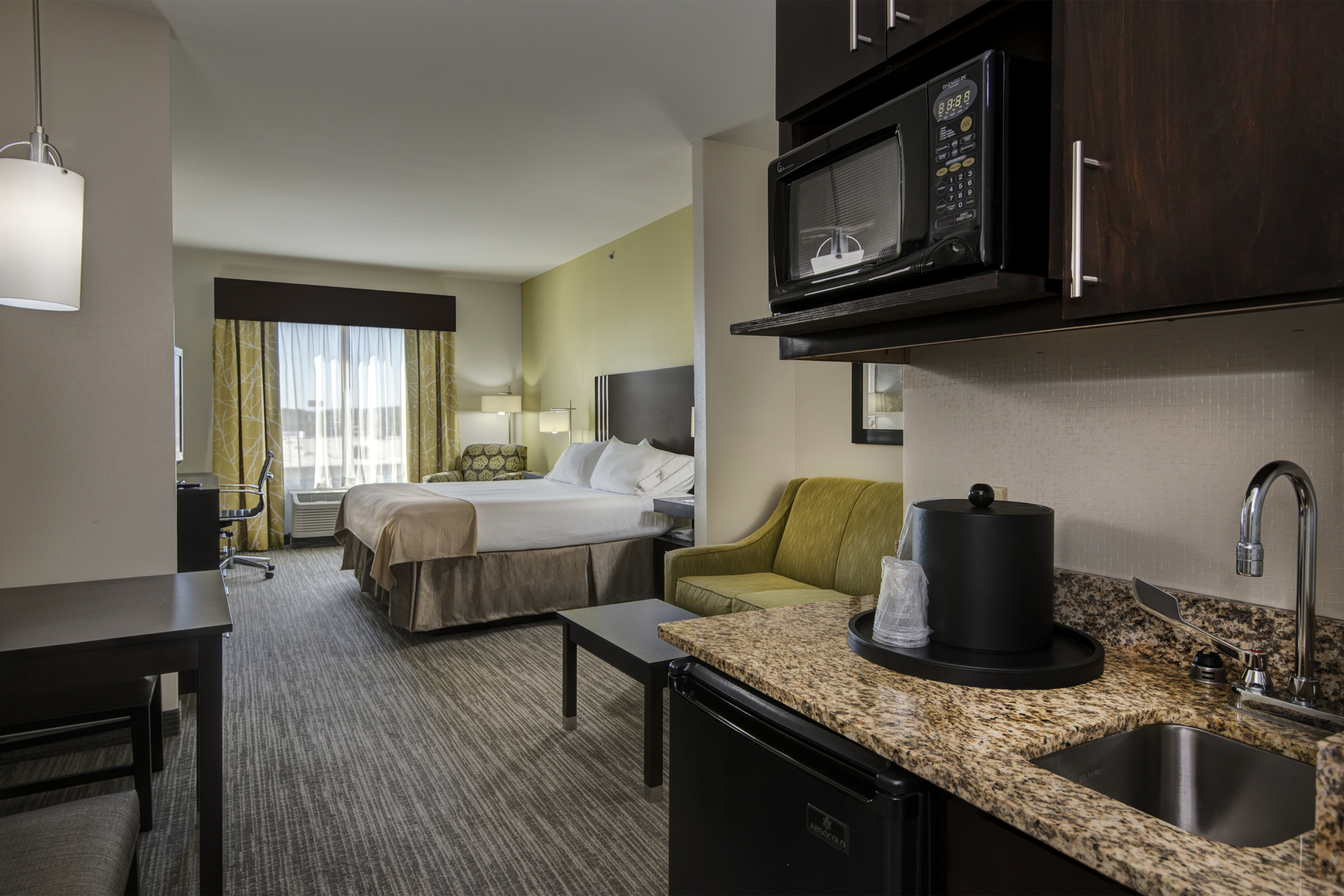 Holiday Inn Express Hotel Suites Conway 54/54