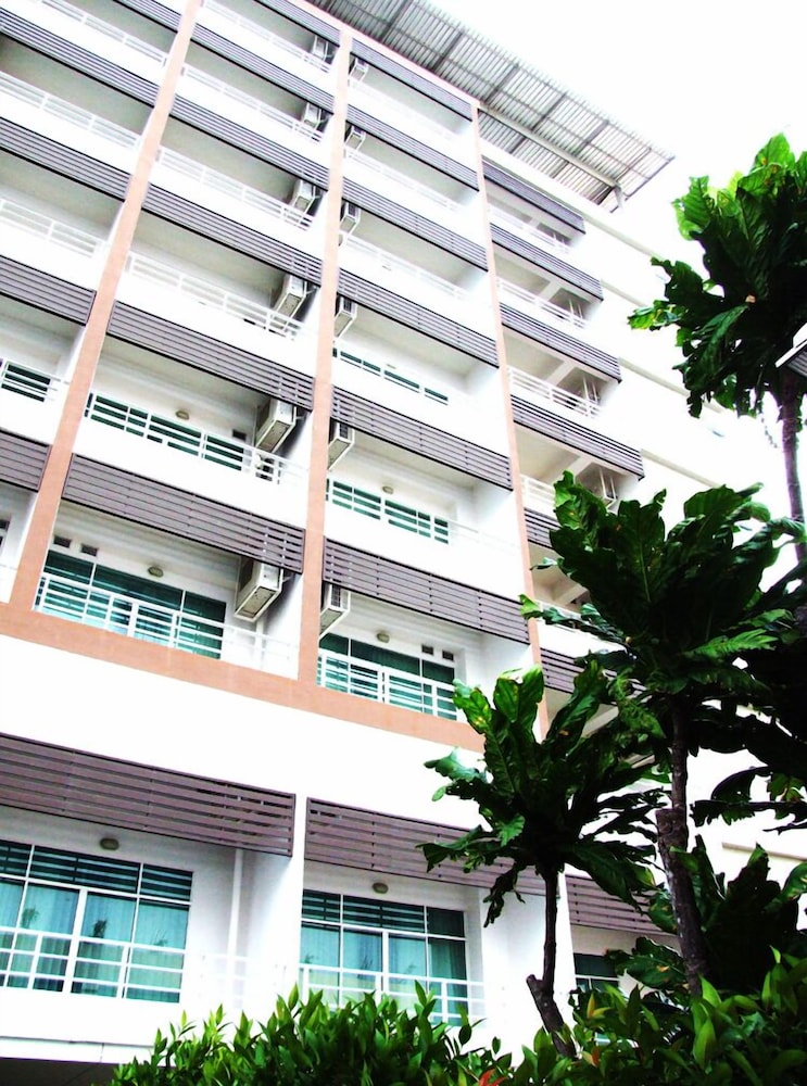 AMPO RESIDENCE 7/43