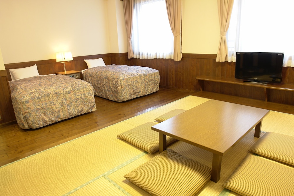 Rakuchin Hotel 35/43