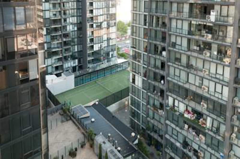 Nook Melbourne 173 City Road 2/71