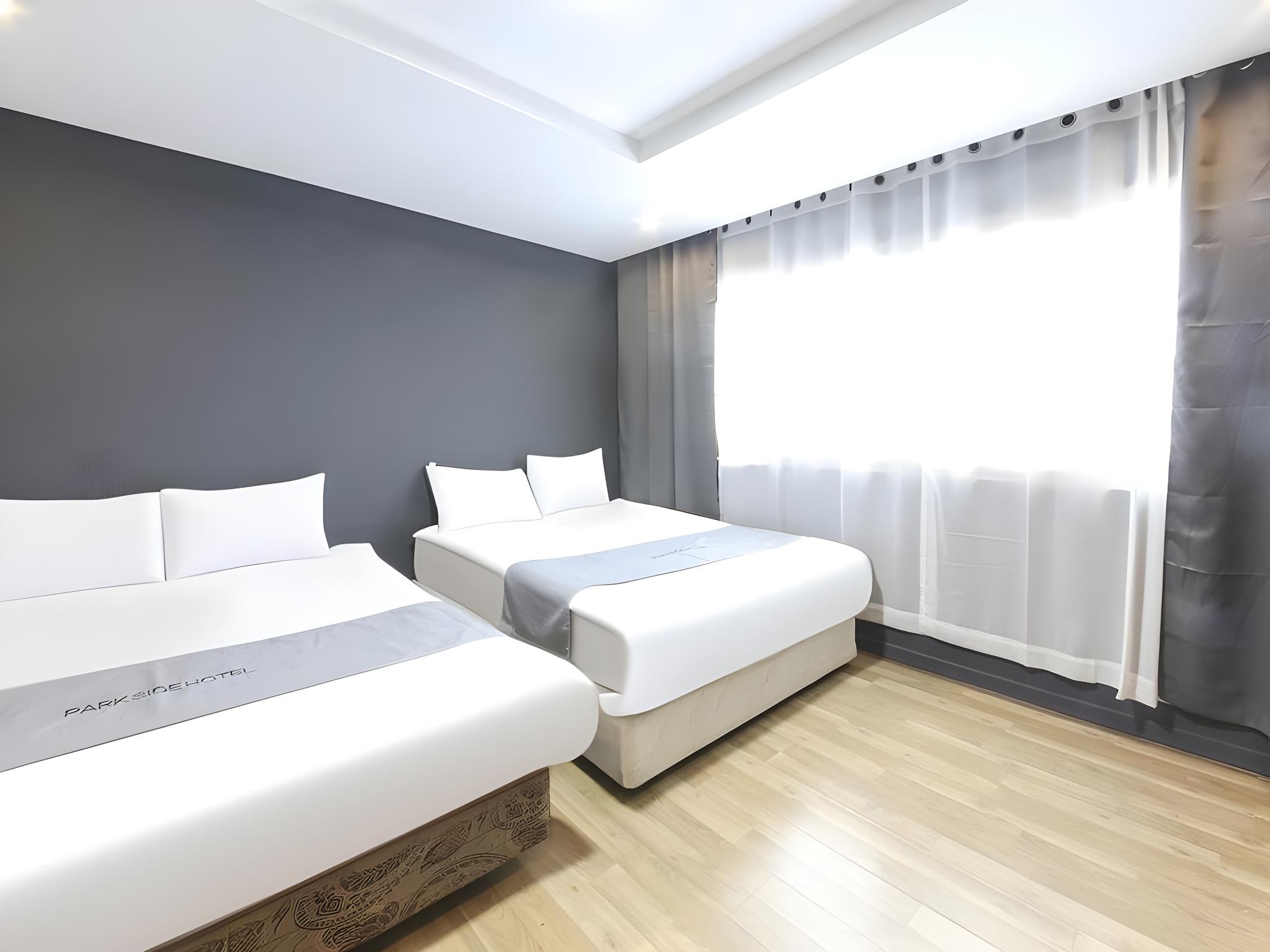 Jeju Parkside Hotel 24/65
