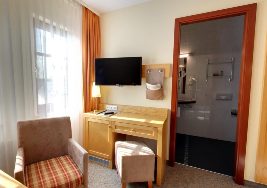 Ringhotel Warnemunder Hof 20/22