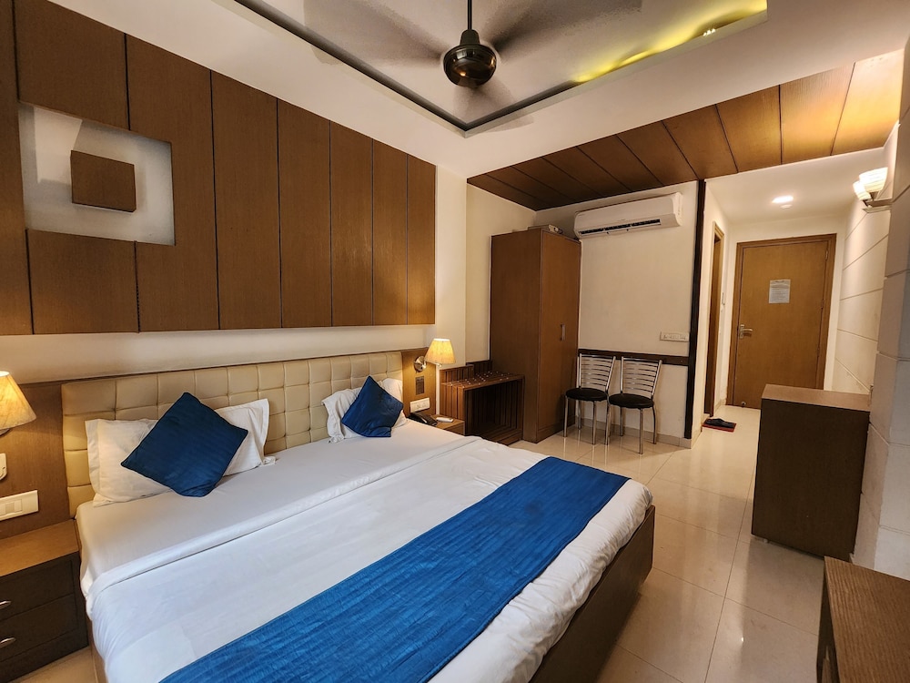 Hotel Arina Inn 8/32