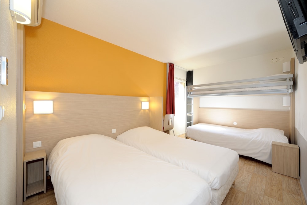 غرفة رباعية بأربعة أسرّة، Hotel Kennedy Parc Des Expositions 6/7