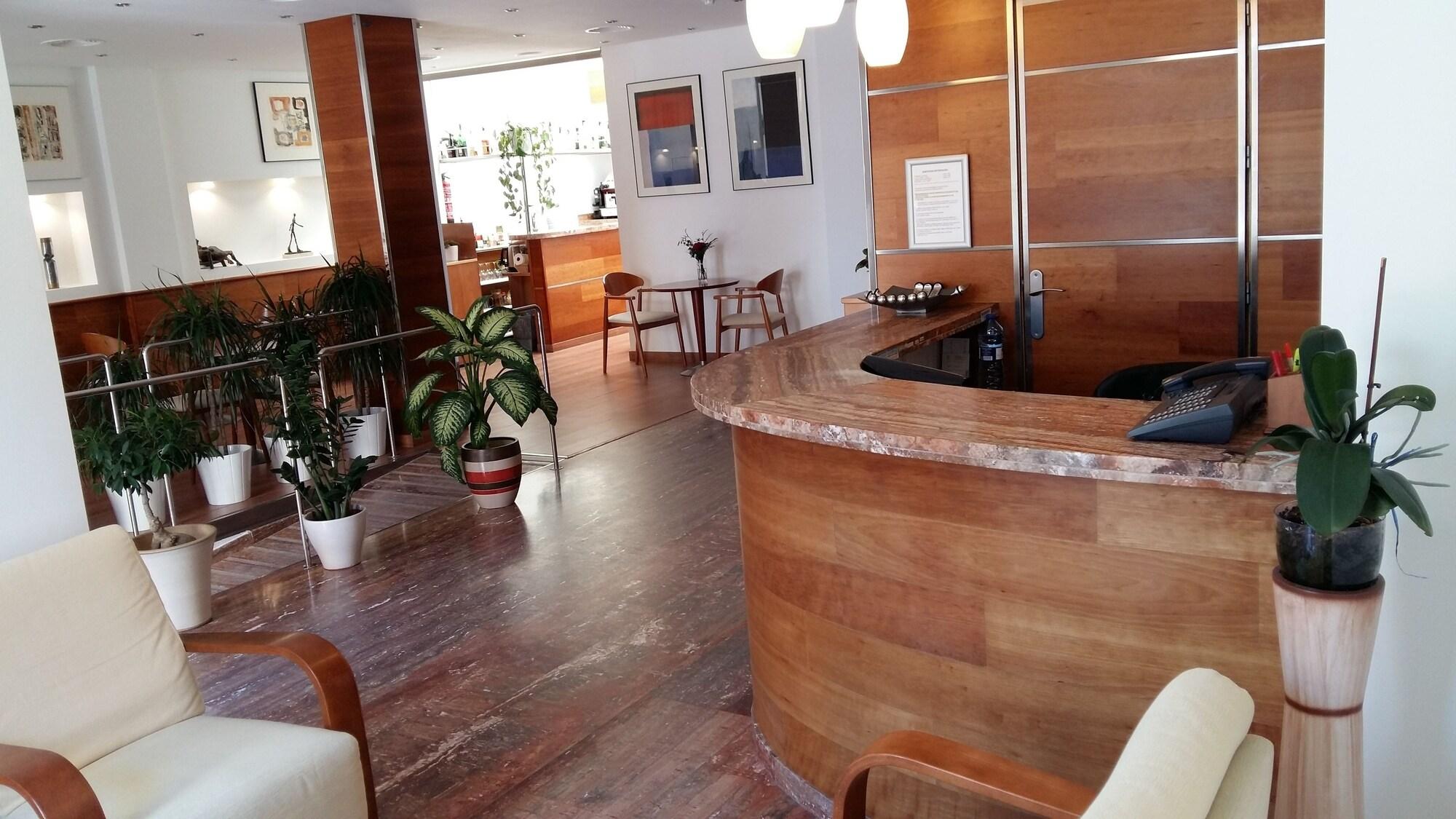 Hotel Mar Azul 6/50