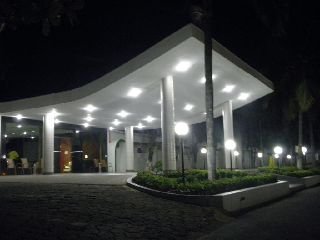 Rio Claro Plaza 1/21