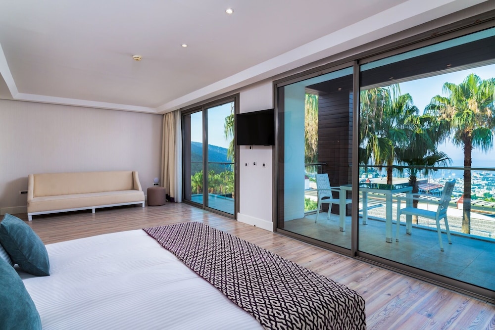 Hillstone Hotel and Spa Bodrum 12/50
